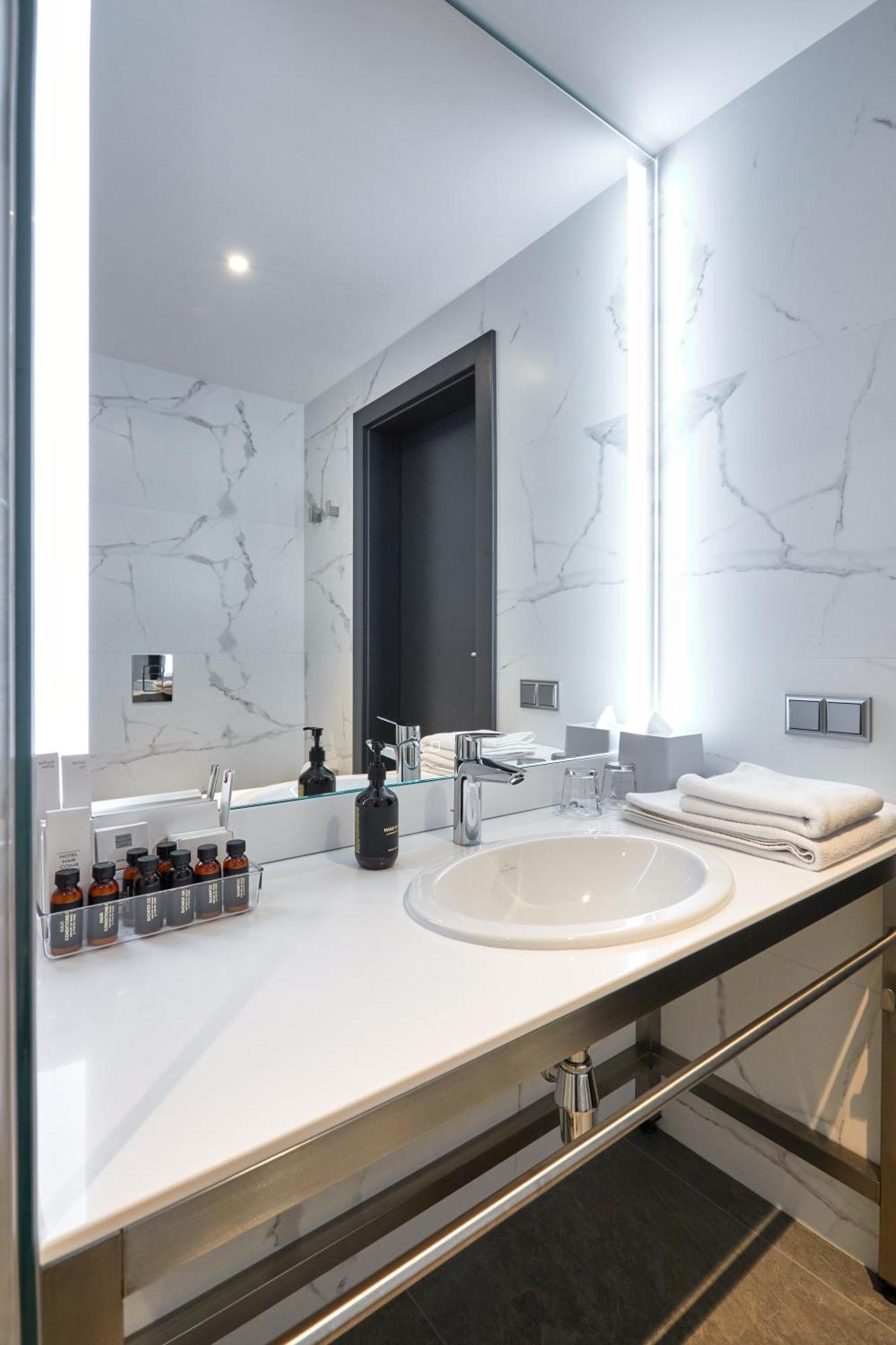 Skyloft Superior King Suite
